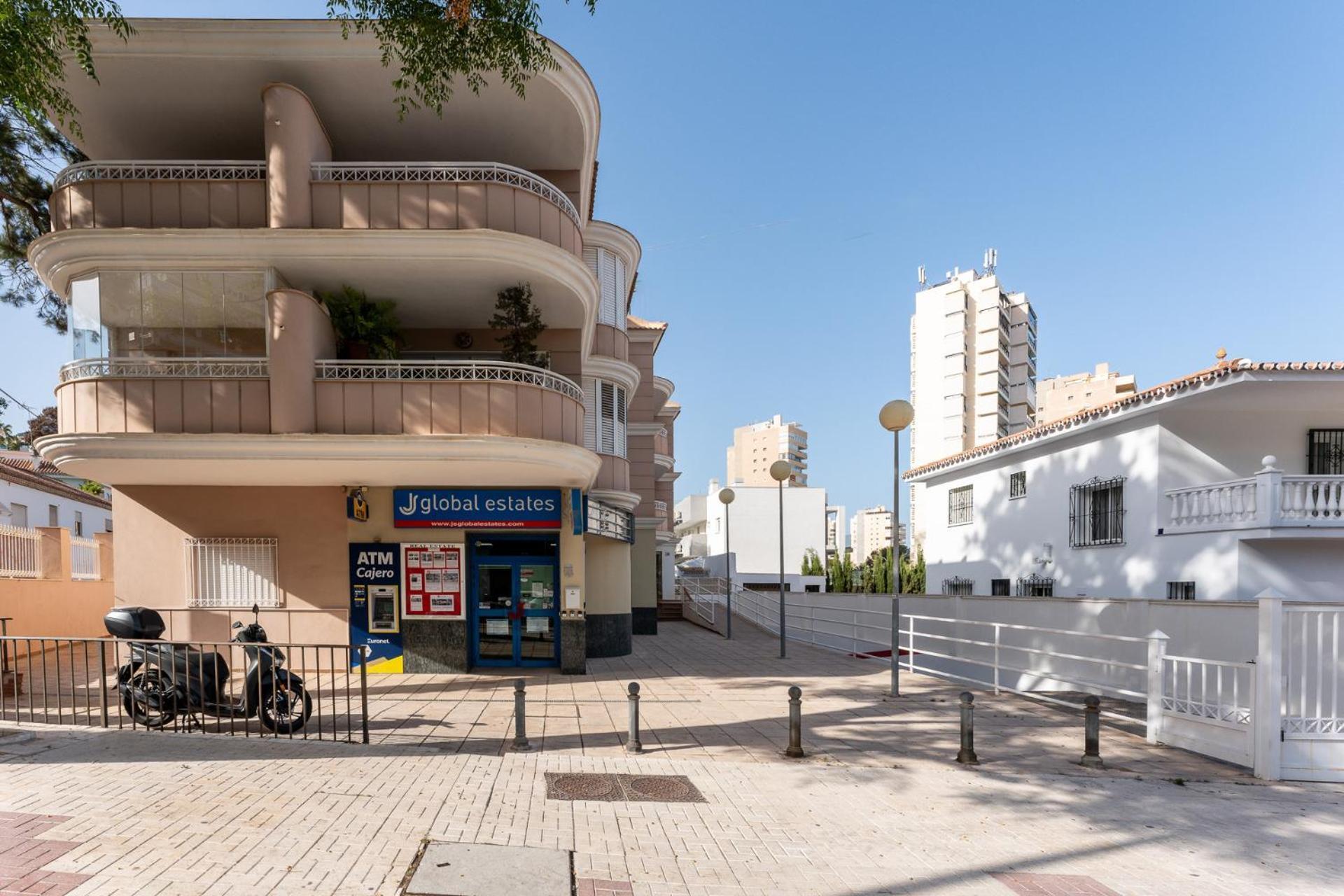 Malagasuite Costa Sol Oasis Торремолінос Екстер'єр фото