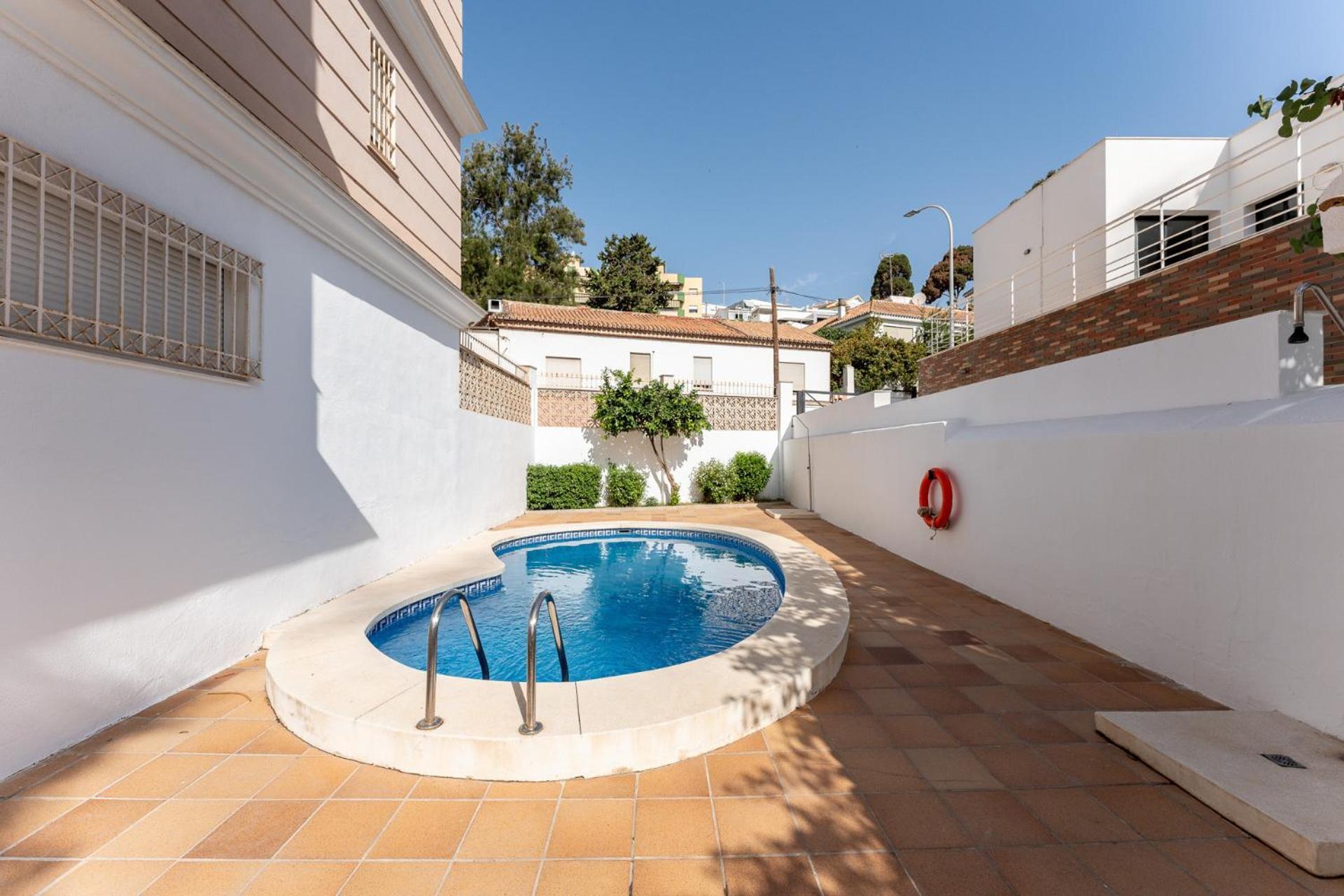 Malagasuite Costa Sol Oasis Торремолінос Екстер'єр фото
